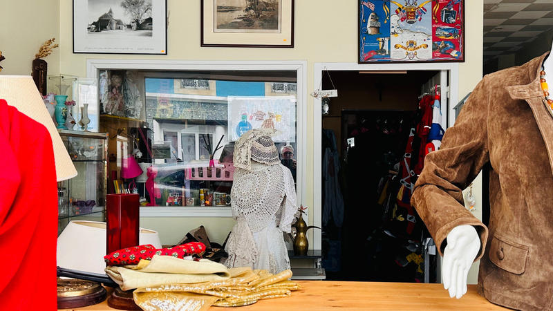 Local commercial - 204 m² - 4 pièces