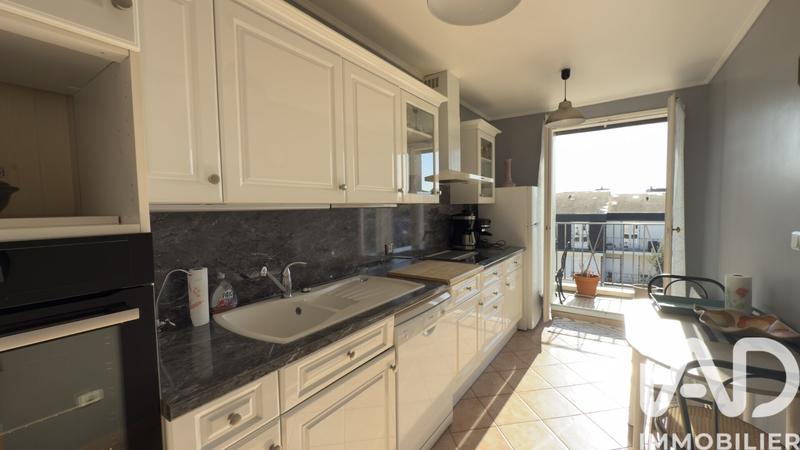 Appartement - 79 m² - 4 pièces