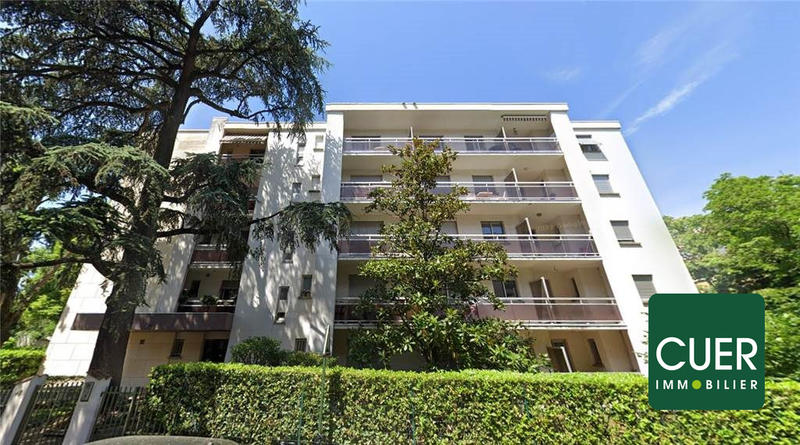 Appartement - 79 m² - 4 pièces