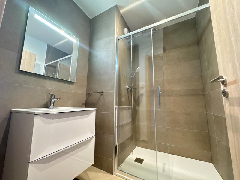 Appartement - 77 m² - 3 pièces