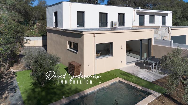 Maison jumelée - 125 m² - 5 pièces