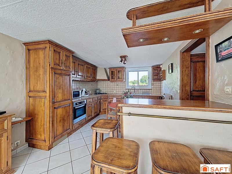 Maison - 136 m² - 7 pièces