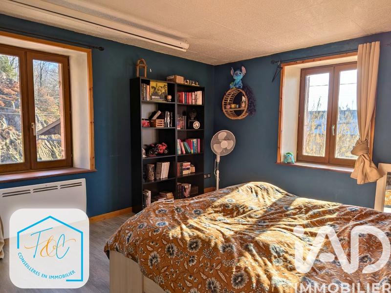 Maison - 120 m² - 4 pièces