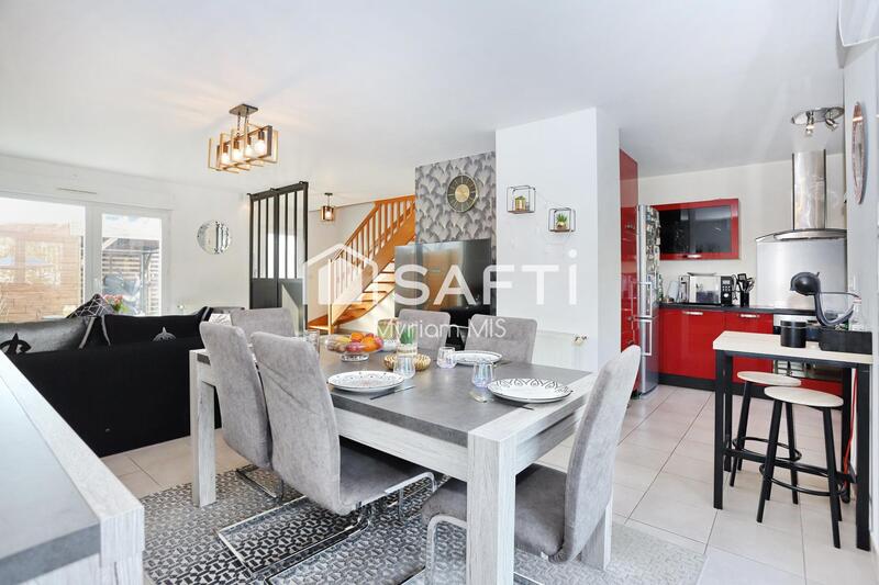 Maison - 100 m² - 4 pièces