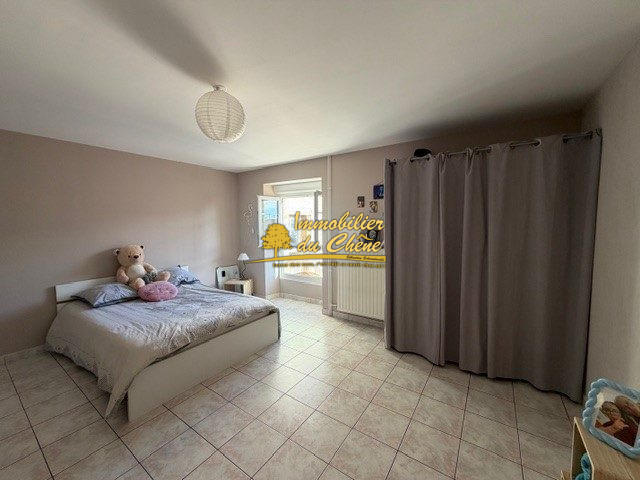 Maison - 165 m² - 6 pièces