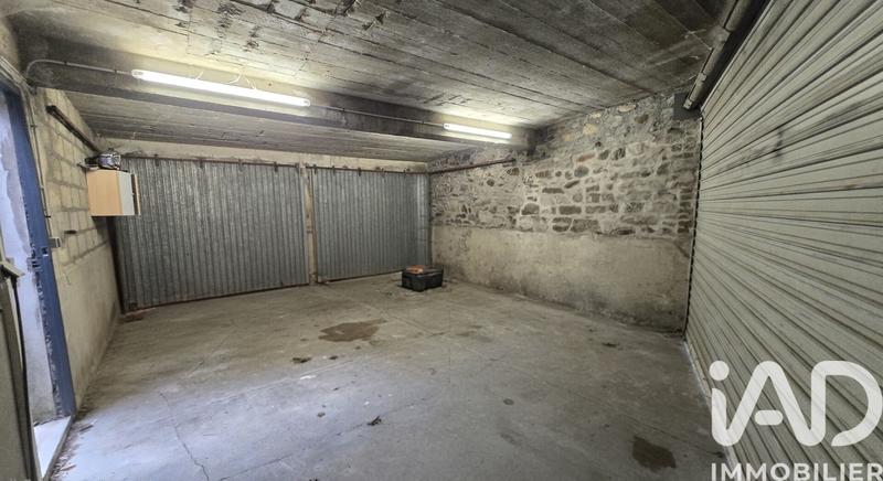 Maison - 263 m² - 11 pièces