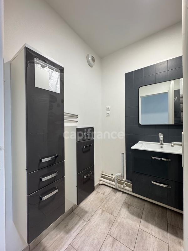 Appartement - 84 m² - 3 pièces