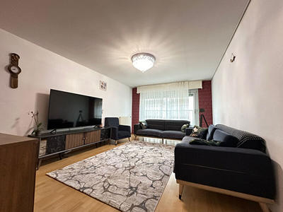 Appartement - 99 m² - 5 pièces