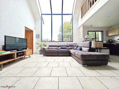 Maison - 142 m² - 8 pièces