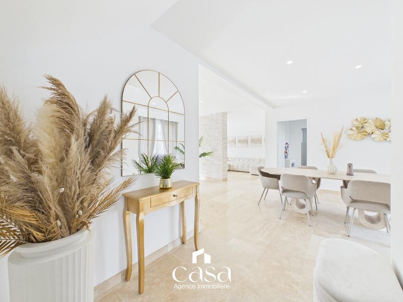 Maison - 179 m² - 7 pièces