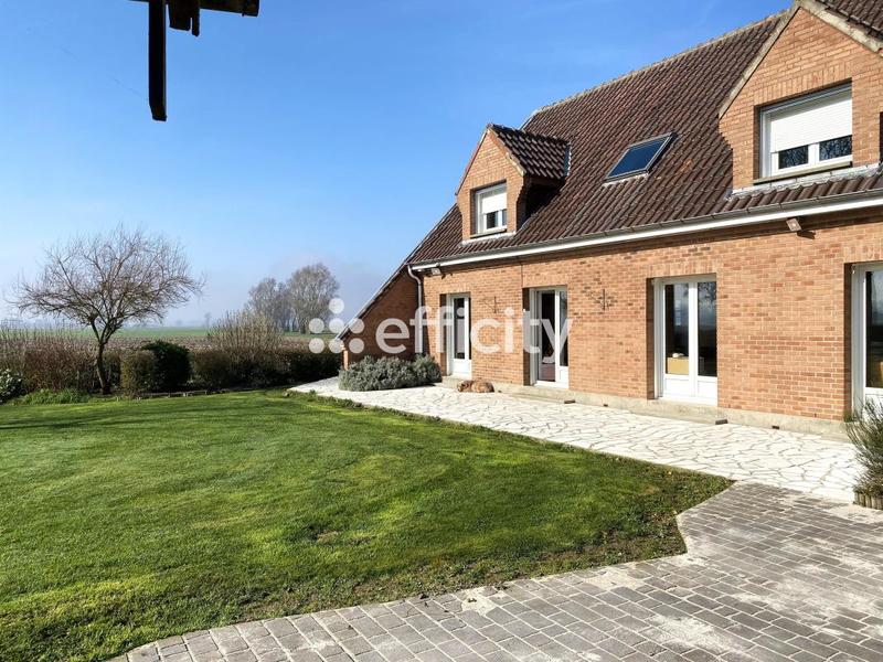 Maison - 207 m² - 5 pièces