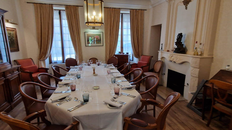 Fonds de commerce - 1 400 m²