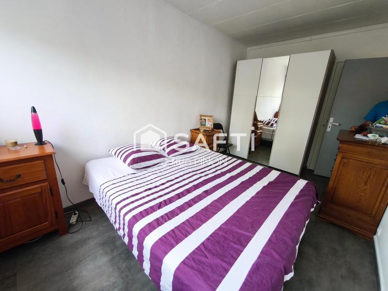 Appartement - 85 m² - 5 pièces