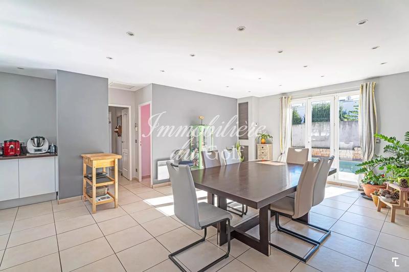 Villa - 122 m² - 5 pièces