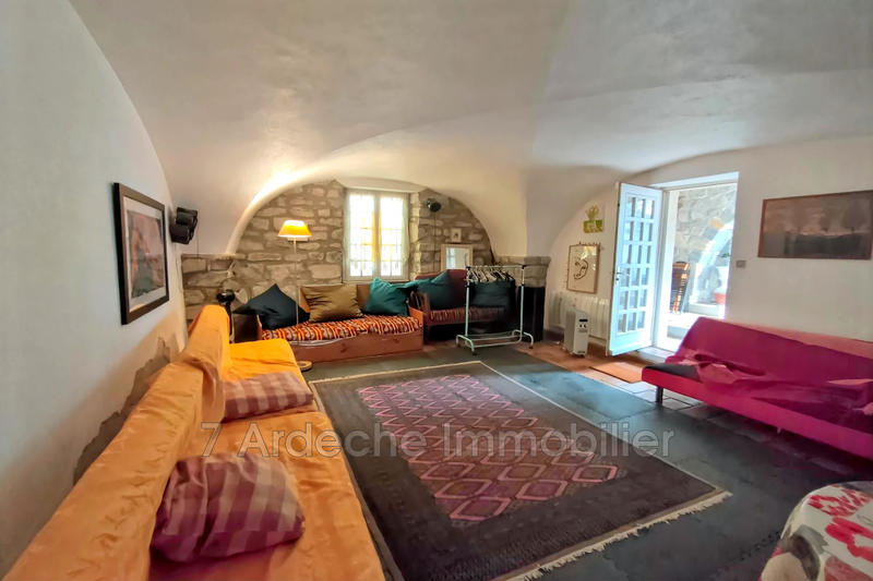 Maison - 398 m² - 13 pièces