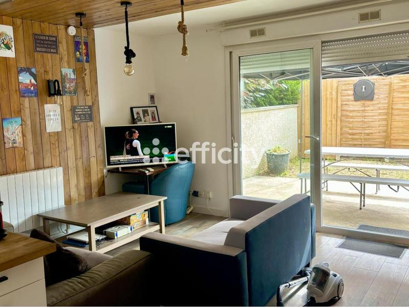 Immeuble - 200 m² - 10 pièces