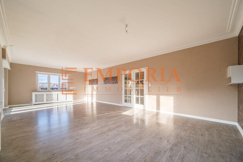 Maison - 191 m² - 7 pièces