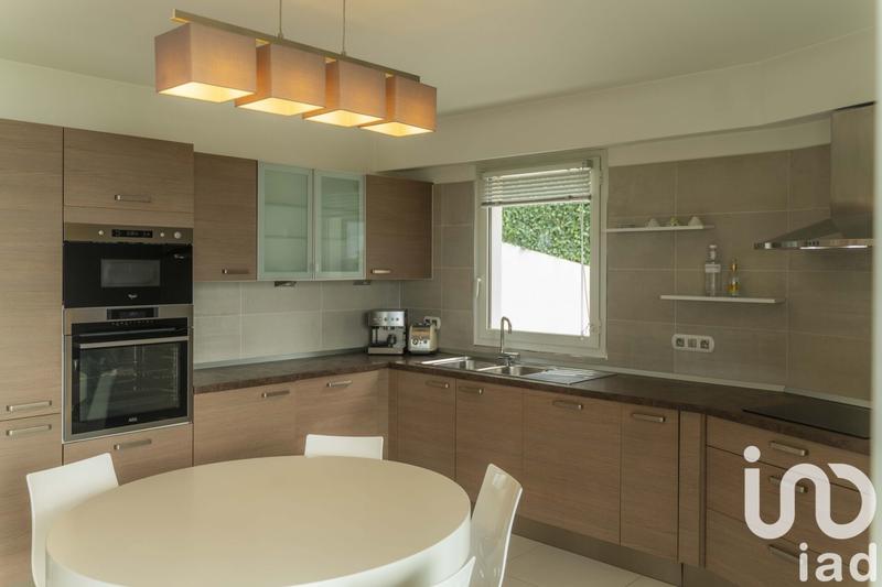 Appartement - 92 m² - 3 pièces