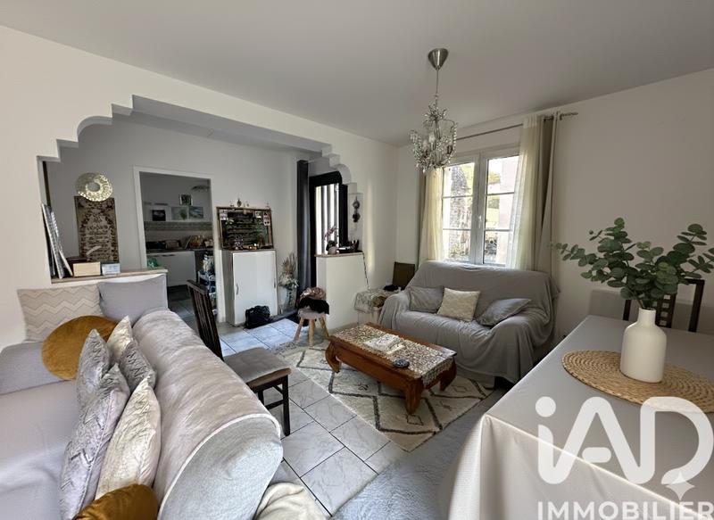 Maison - 95 m² - 5 pièces