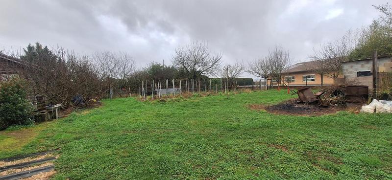 Maison - 212 m² - 10 pièces