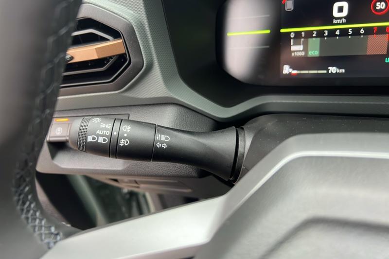 Dacia Duster Hybrid 155 Extreme Plus Stock