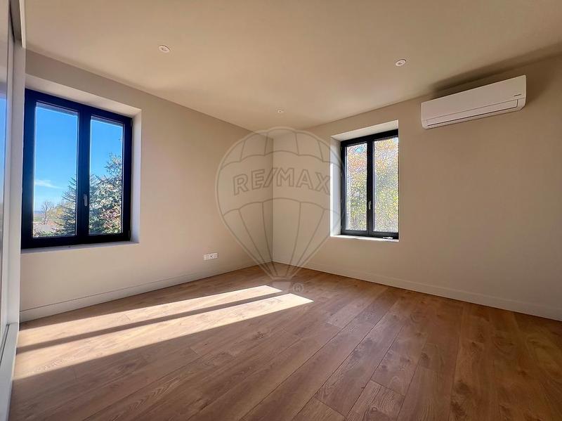 Maison - 180 m² - 6 pièces