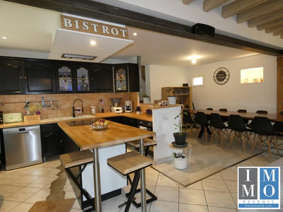 Maison ancienne - 185 m² - 6 pièces