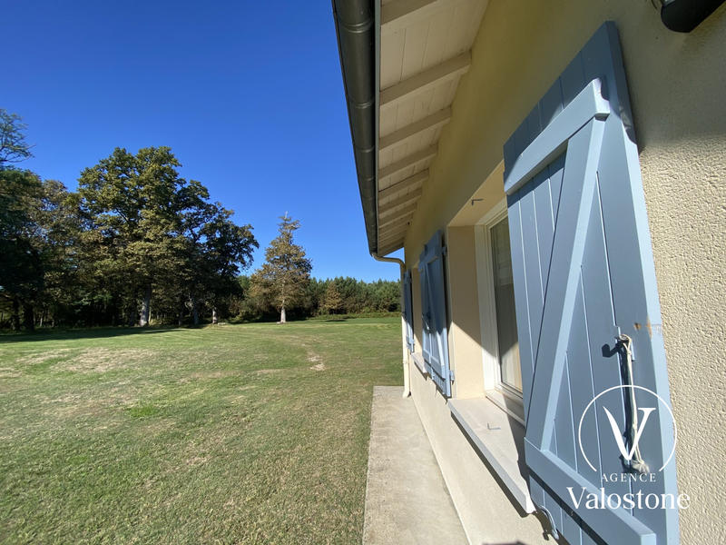 Maison - 246 m² - 6 pièces