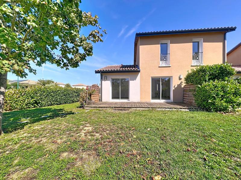 Maison - 110 m² - 5 pièces