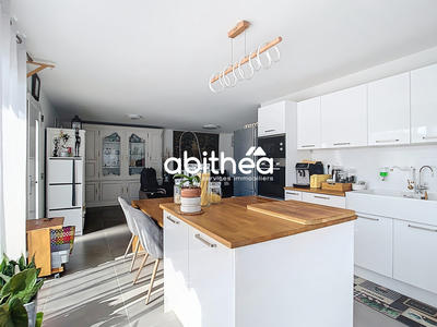 Villa - 85 m² - 4 pièces