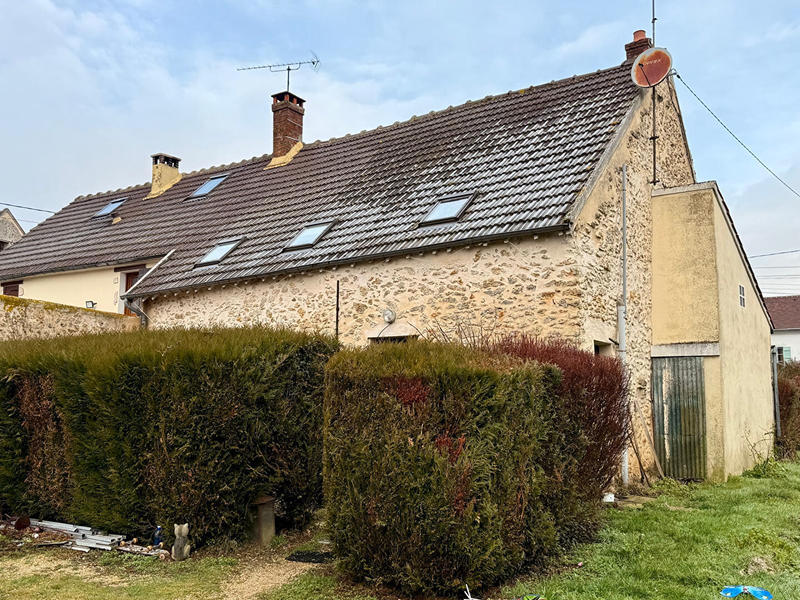 Maison - 85 m² - 4 pièces