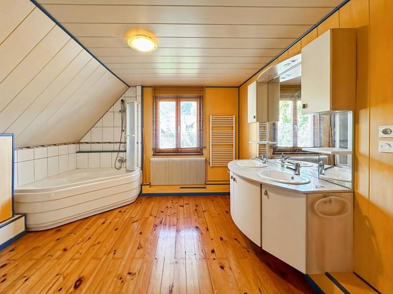 Villa - 154 m² - 9 pièces