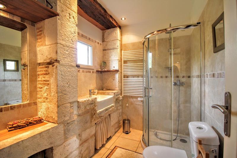 Maison - 295 m² - 10 pièces