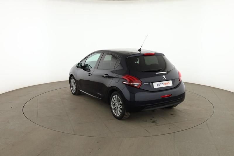 Peugeot 208 1.6 Blue-HDi Style 5p 75 ch
