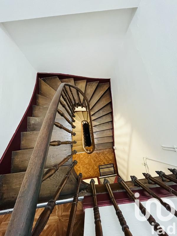 Maison - 203 m² - 12 pièces