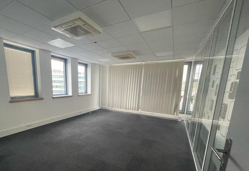 Bureau - 192 m²