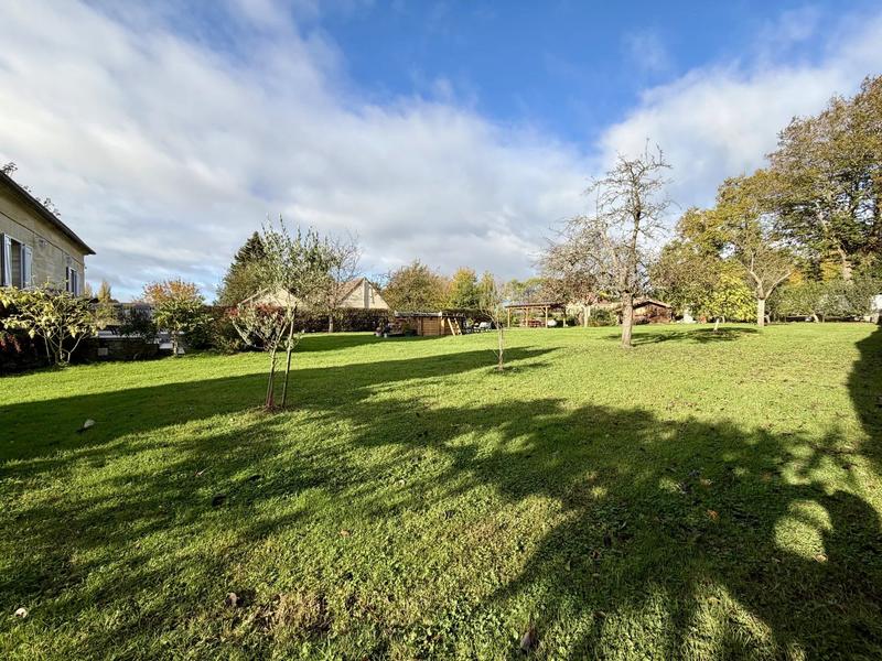 Maison - 102 m² - 5 pièces