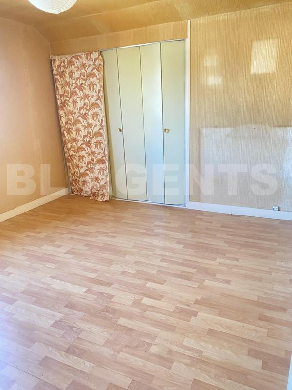 Maison traditionnelle - 110 m² - 6 pièces