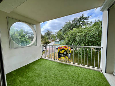 Appartement - 84 m² - 4 pièces