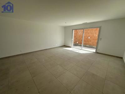 Maison - 97 m² - 4 pièces