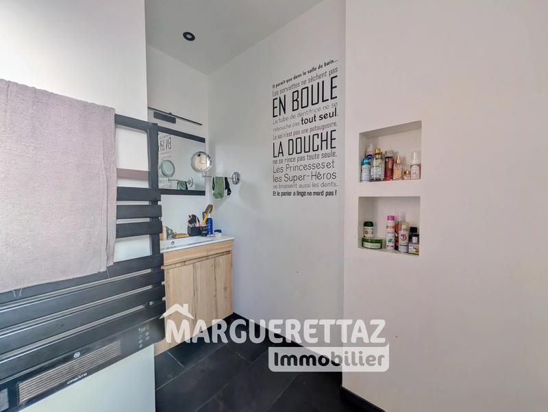 Maison jumelée - 90 m² - 4 pièces