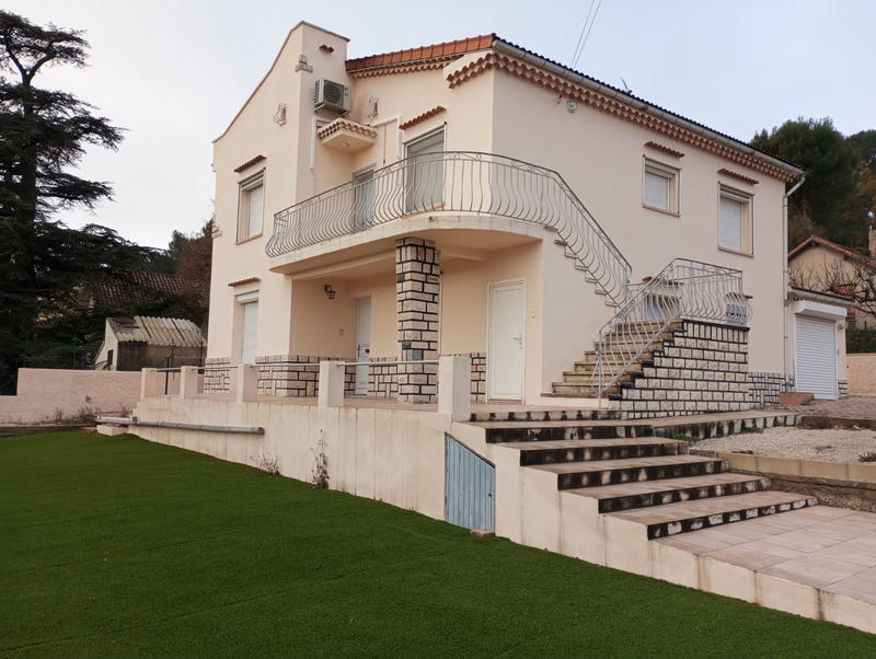 Maison - 151 m² - 6 pièces