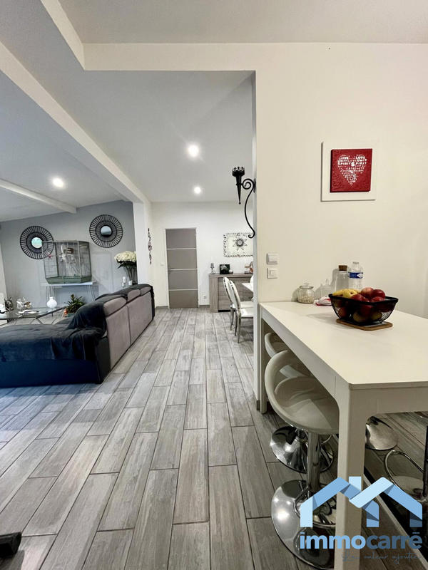 Maison - 90 m² - 5 pièces