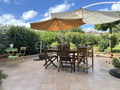 Maison - 153 m² - 5 pièces