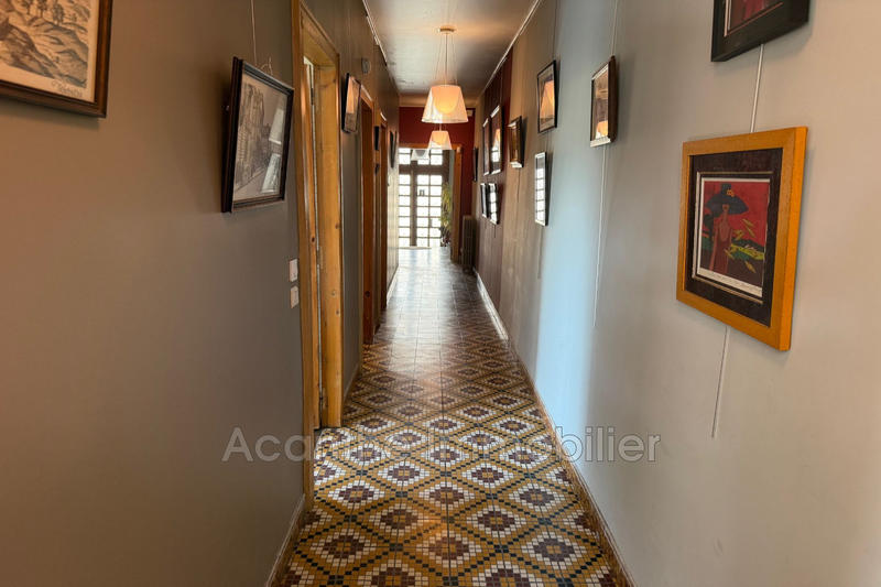 Maison - 272 m² - 6 pièces