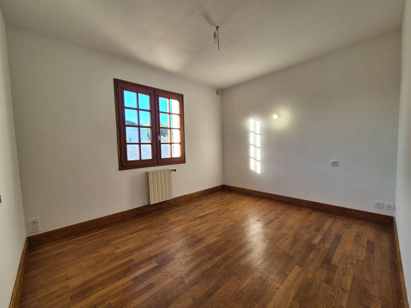 Maison - 102 m² - 4 pièces