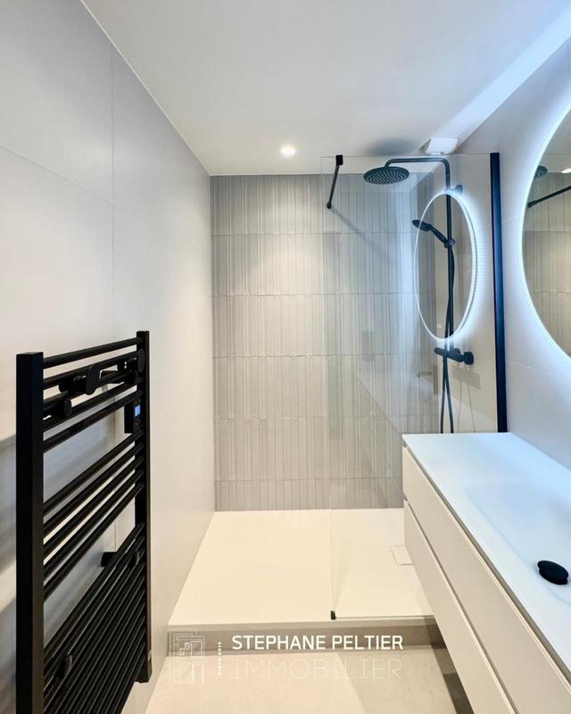 Appartement - 100 m² - 4 pièces