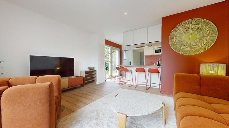 Maison - 91 m² - 7 pièces