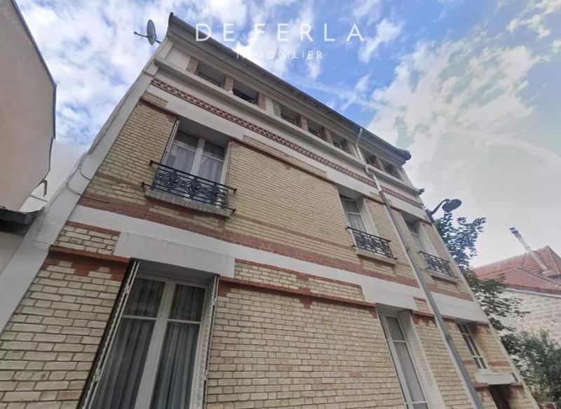 Maison de ville - 244 m² - 6 pièces