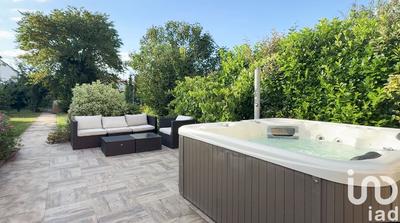 Maison - 139 m² - 6 pièces